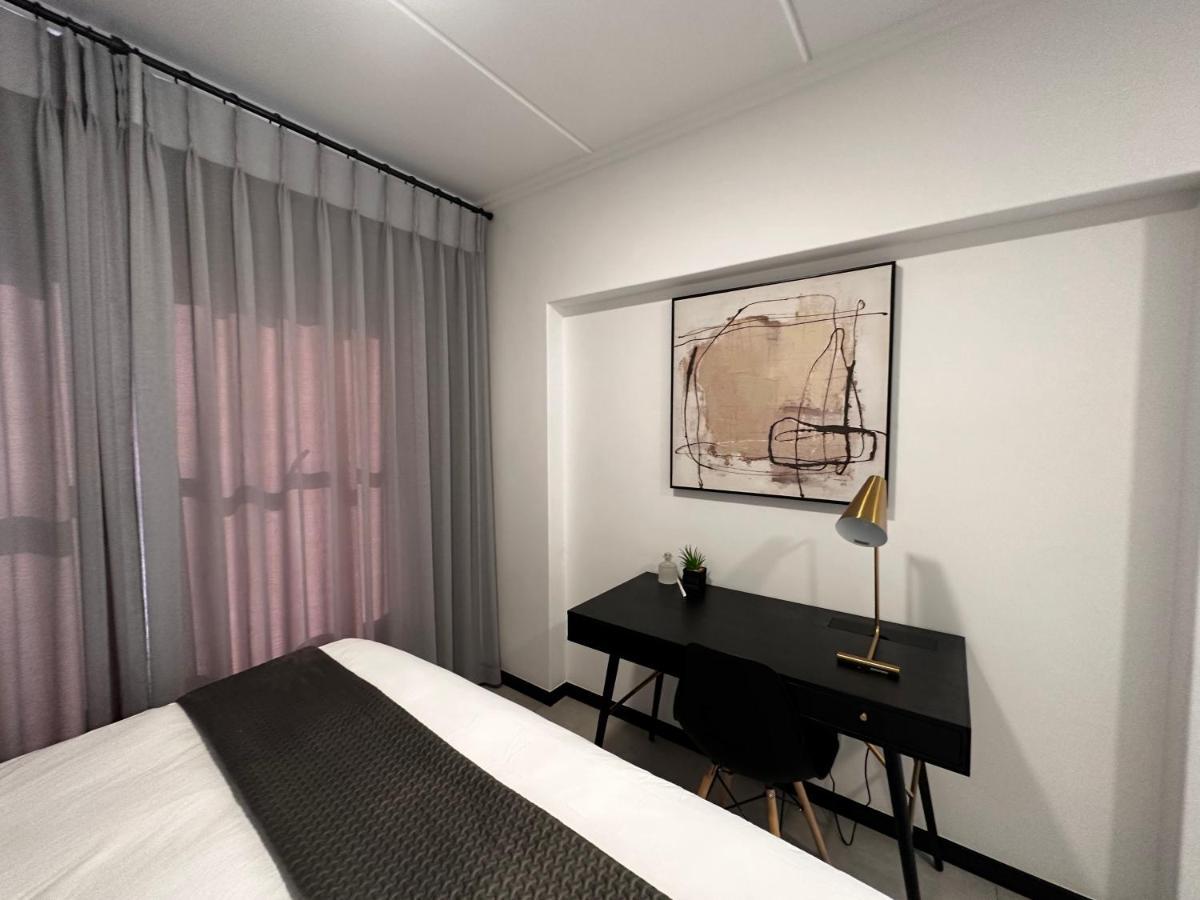 Stylish Executive Apartment With Power Backup Johannesburg Bagian luar foto