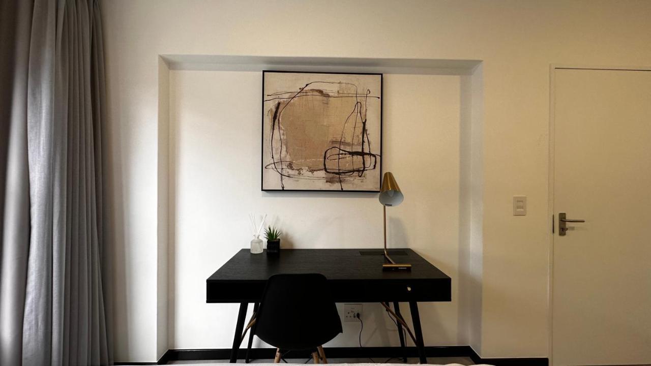 Stylish Executive Apartment With Power Backup Johannesburg Bagian luar foto